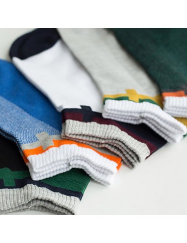 Men Five-color A Box Short Tube Sports Socks Cotton Breathable Wicking Socks Running Hiking Socks